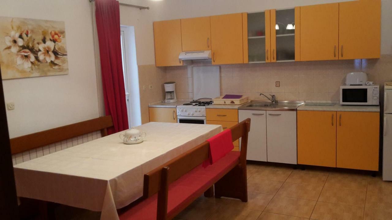 As Brela Hotel Екстериор снимка
