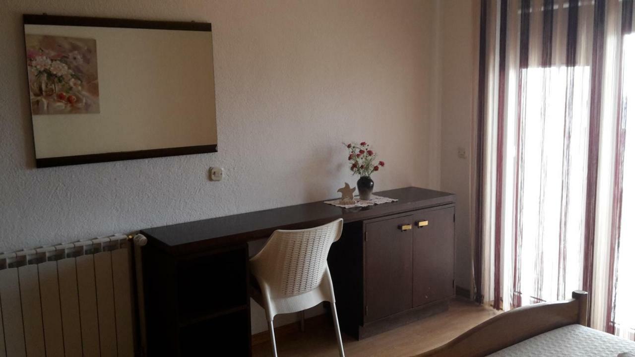 As Brela Hotel Екстериор снимка