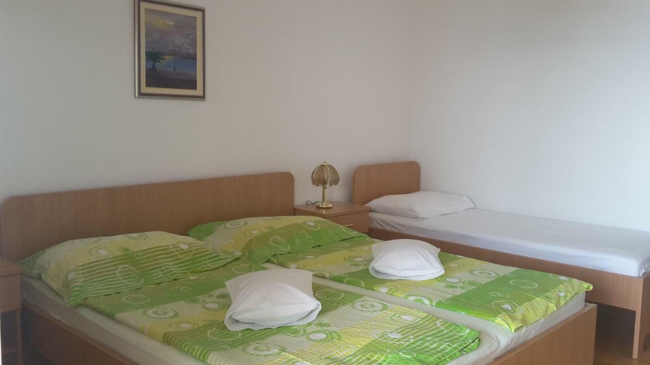 As Brela Hotel Екстериор снимка